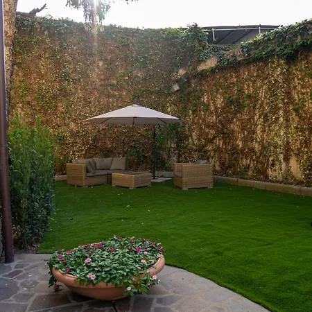 Aurora Garden - & 4*