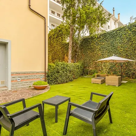 Aurora Garden - & Affittacamere 4*